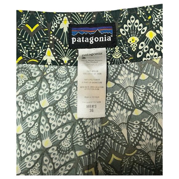 Patagonia Board Shorts Mens 36 Green Wavefarer Geometric Preppy Classic 66556 - Picture 7 of 13